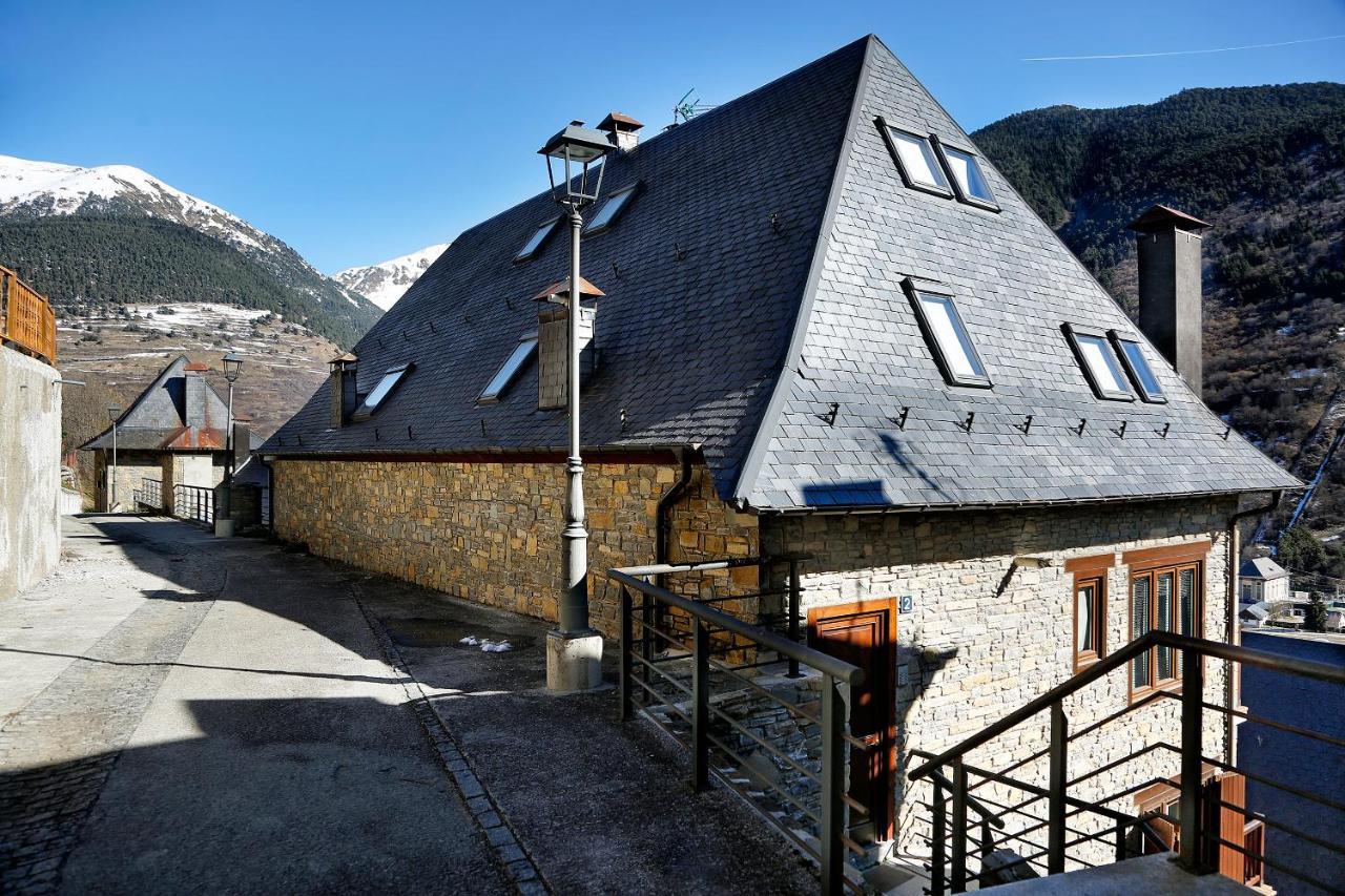 Apartamento La Santeta De Aran Vielha e Mijaran Buitenkant foto