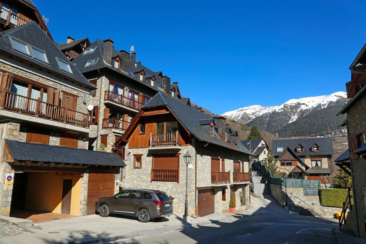 Apartamento La Santeta De Aran Vielha e Mijaran Buitenkant foto